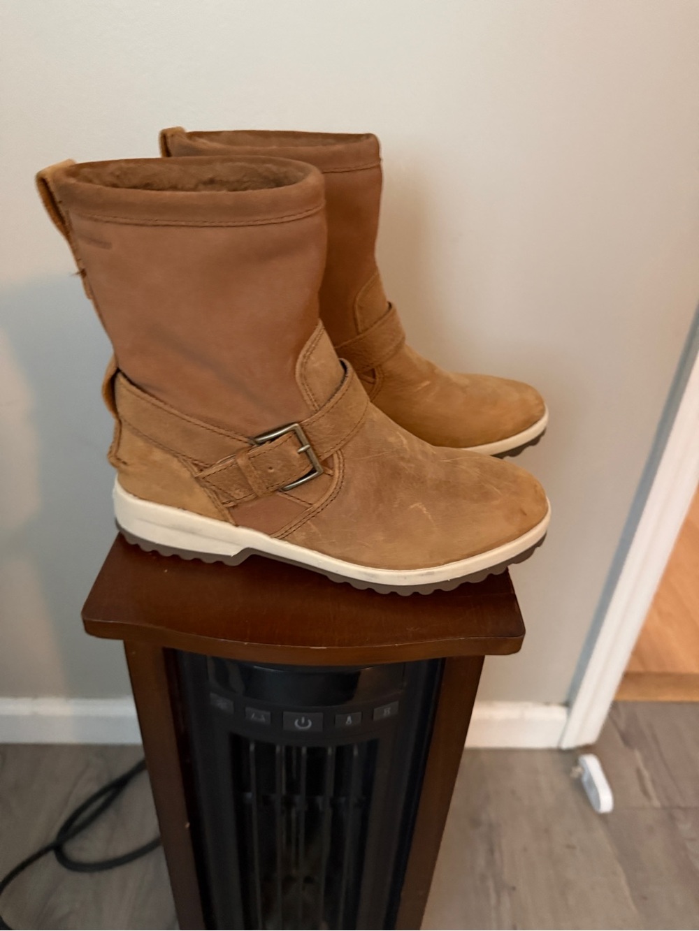 Sperry Women's Chestnut Mid-Calf Buckle Winter Boots